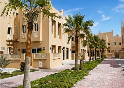 Villas with gardens